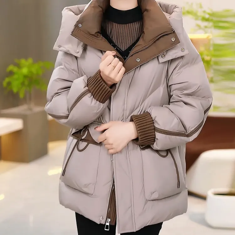 时尚连帽加厚羽绒服女2025冬季新款流行小个子妈妈白鸭绒保暖外套