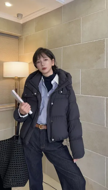 短款连帽云朵鹅绒服