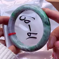 翡翠手镯未镶嵌翡翠