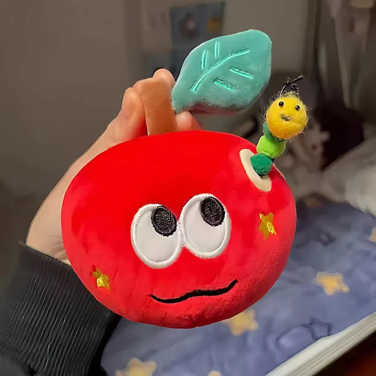 新款可爱长虫苹果软萌毛绒挂件高颜值装饰定制摆件创意送朋友礼物