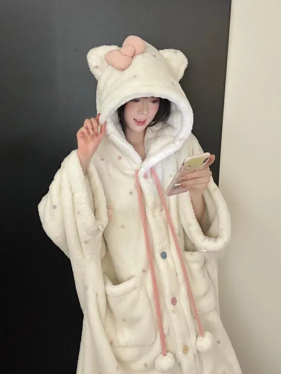 甜美少女连帽蝴蝶结睡裙女秋冬季新款家居服波点珊瑚绒睡袍两件套