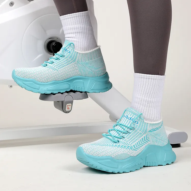 牛霸道冬季新款加绒棉鞋男女健身健步广场跳舞鞋266013