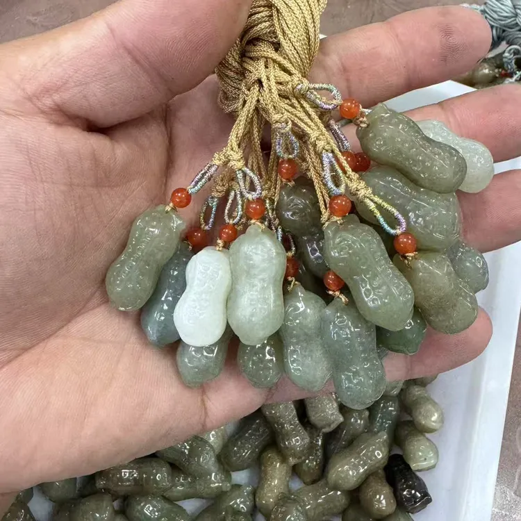 和田玉金丝玉等各种玉石保证纯天然玉石随机发货不退不换介意勿拍