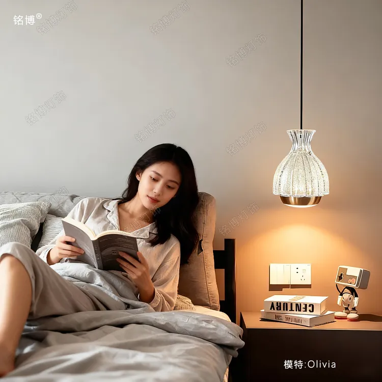 铭博新款法式奶油风温馨感可升降卧室床头吊线灯现代简约护眼吊灯