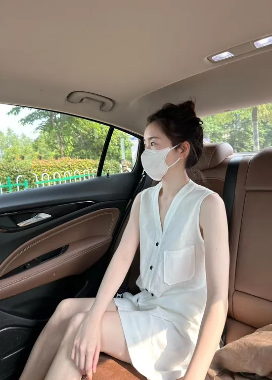 2025夏季新款松弛感无袖马甲上衣休闲短裤女老钱风气质穿搭一整套