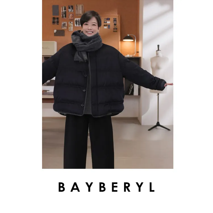 BAYBERYL老贝新贵*藏青简约拼接圆领百搭冬羽绒服YRF5I2506-10/26