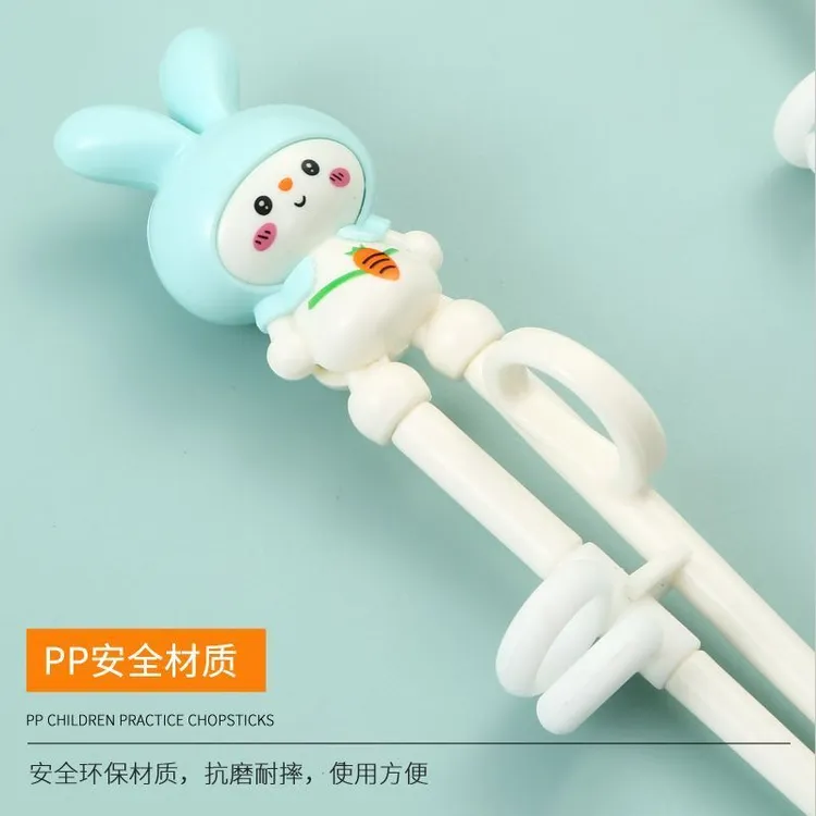 小孩学吃饭防摔小孩用品儿童筷子宝宝卡通练习筷子专用餐具