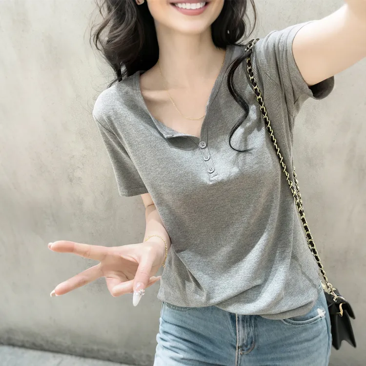 灰色半开领正肩T恤女2025夏季V领螺纹棉百搭显瘦小个子短袖上衣