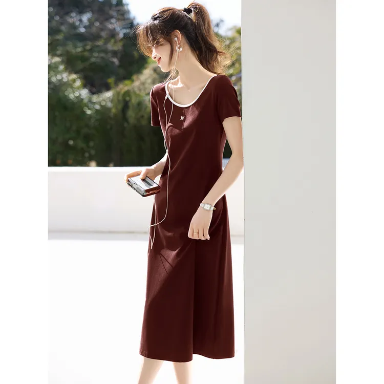 百搭休闲感慵懒大方圆领短袖a字裙2025夏季新款连衣裙女显瘦气质