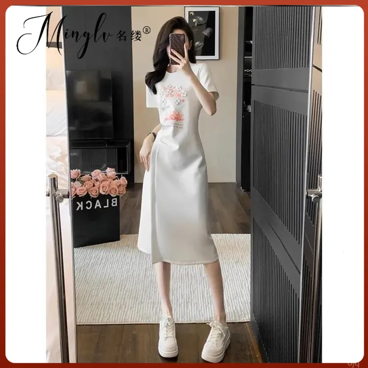 高级感裙子气质连衣裙女夏显瘦长款法式高端白色时尚过膝减龄质感