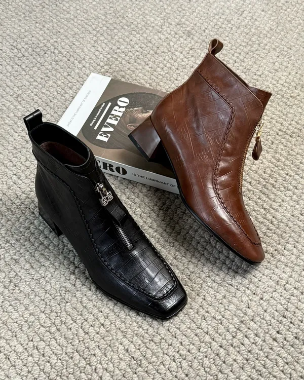 爆款秋冬新款靴子方头粗跟防水台女士短靴真皮高跟靴防滑大底鞋子