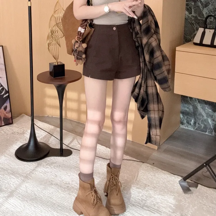 【晓溪服饰】纯色秋季高腰薄款时尚阔腿显瘦夏季复古短裤6513