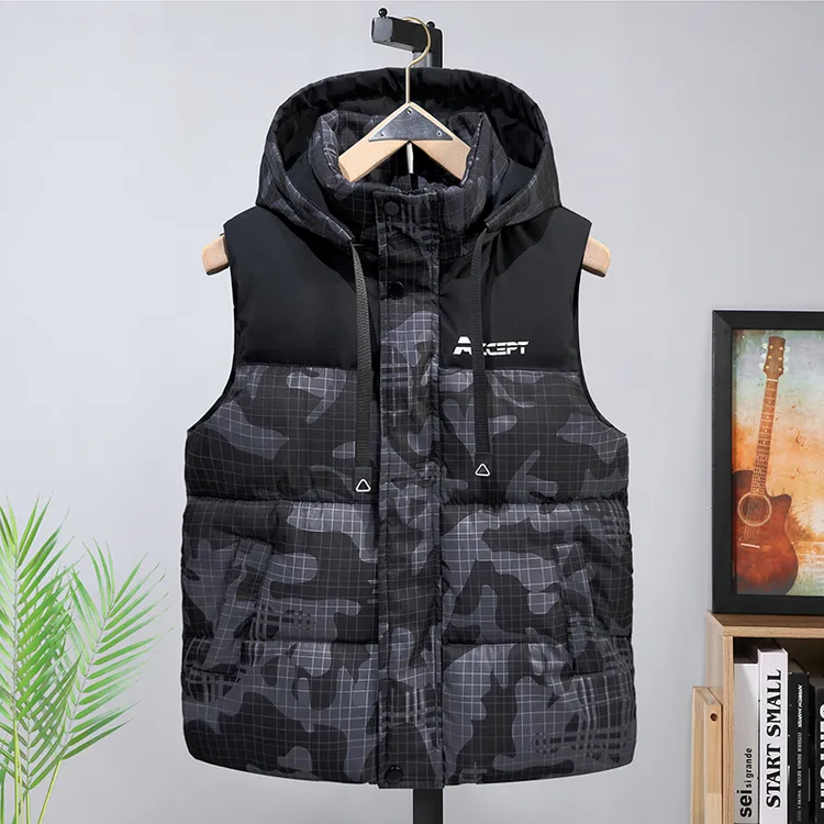 男童加厚马甲秋冬款洋气2025新款中大儿童冬装迷彩马夹女孩背心