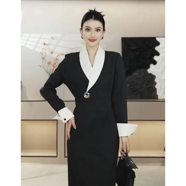 【揽月为扣】法式优雅撞色大翻领金属扣收腰鱼尾连衣裙HBZX720013