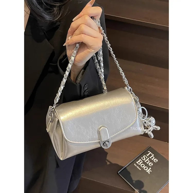 YBUGQI高级质感包包女新款时尚百搭链条斜挎包夏季爆款洋气小方包
