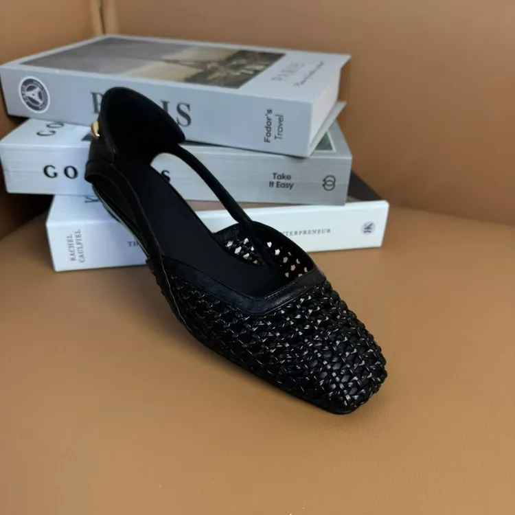 2025新款真皮低跟镂空编织套脚凉鞋玛丽珍洞洞鞋时尚单鞋女8991