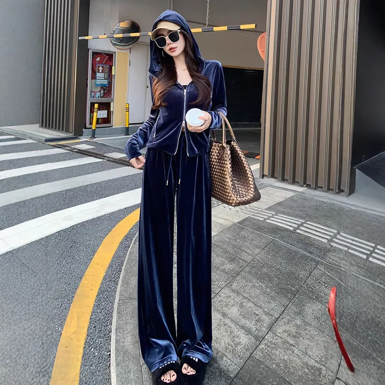 感金丝绒休闲运动套装女春季新款显瘦V领上衣阔腿裤两件套潮