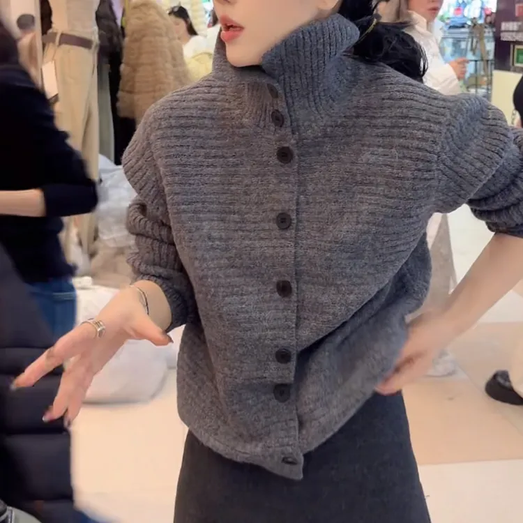 复古风少女风高领针织开衫2025秋冬季新款纯色百搭单排扣毛衣外套