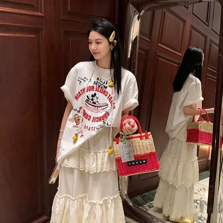 港风ins米奇潮牌百搭t恤上衣洋气女装纯棉短袖休闲情侣装高级半袖