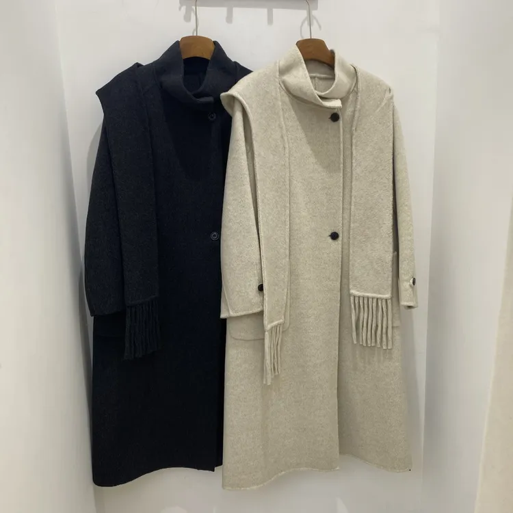 8503 长款带帽羊绒大衣