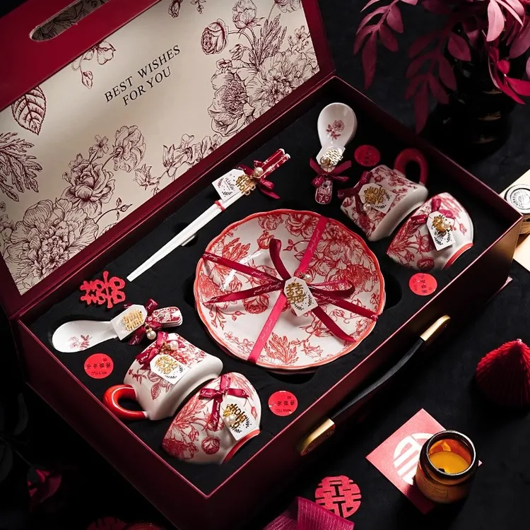 新婚礼物送新娘餐具套装碗筷礼盒实用订婚结婚送闺蜜新居乔迁礼物