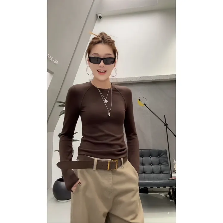 插肩袖圆领打底衫女秋修身百搭外穿长袖T恤休闲舒适打底上衣女装