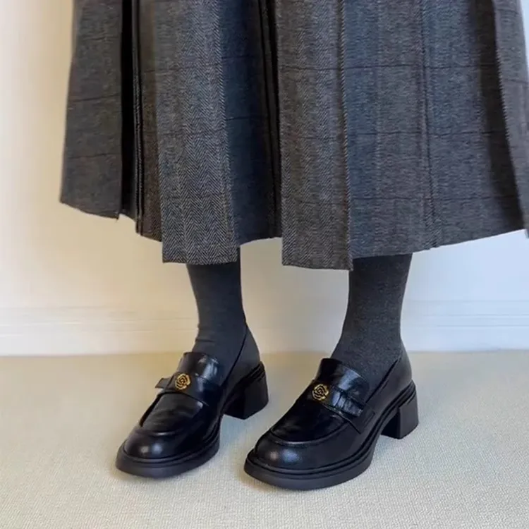 羊皮版~英伦厚底山茶花加绒乐福鞋女2025新款黑色单鞋粗跟小皮鞋