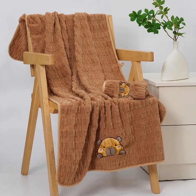 夏季新款大浴巾珊瑚绒柔软亲肤吸水速干可爱家用浴巾毛巾两件套