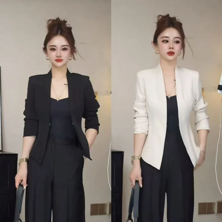 高端短款西装外套2025新款秋季高级感气质简约通勤修身上衣