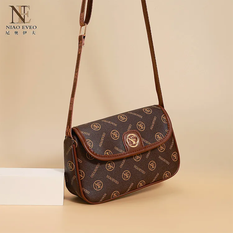 2025包包女新款女士手机包夏季斜挎小包大容量中年妈妈单肩零钱包