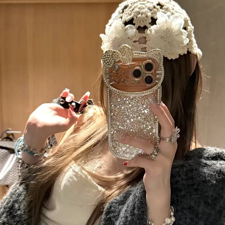 轻奢女款闪粉满钻立体kt镜头框适用苹果17promax手机壳16pro女潮