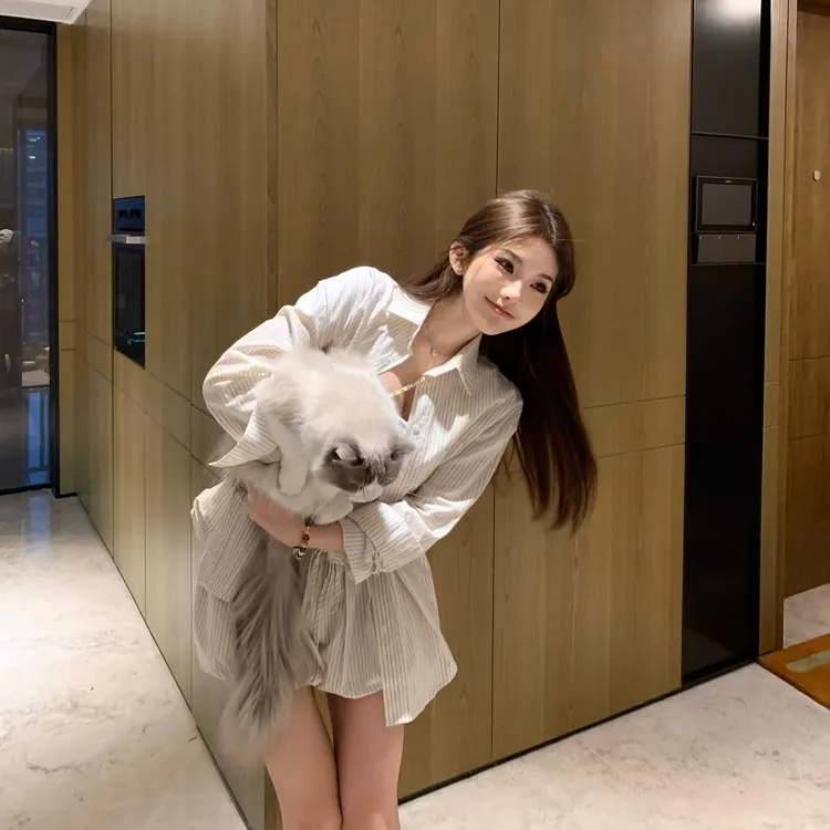 【条纹脑袋必冲】韩系气质条纹长袖衬衫女花苞抽绳短裙两件套