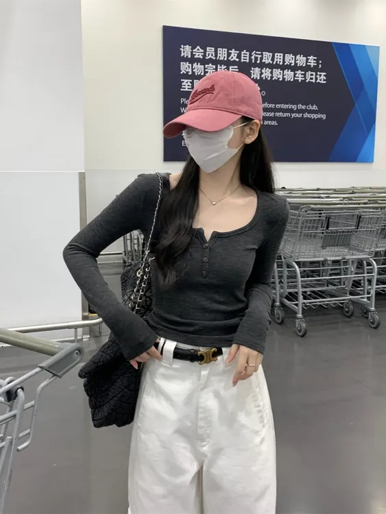 2025年春秋新款磨毛t恤纯欲辣妹方领长袖修身打底衫内搭上衣