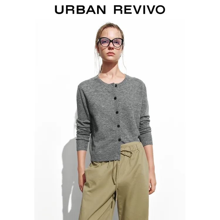 UR2025秋季新款女装休闲简约基础排扣针织开衫UYY950120+