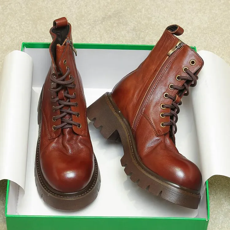 水洗马皮马丁靴女款2025新款英伦风真皮复古厚底增高大头春秋单靴