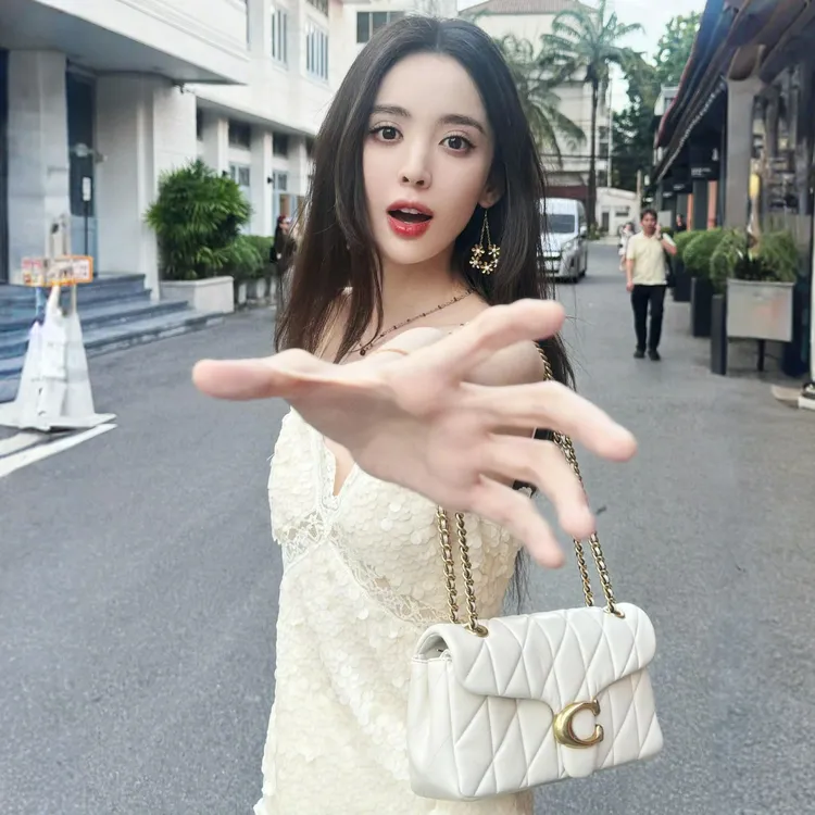 正品奥莱寇驰kouchi女包QT Tabby古力娜扎同款珩缝牛皮单肩斜跨包