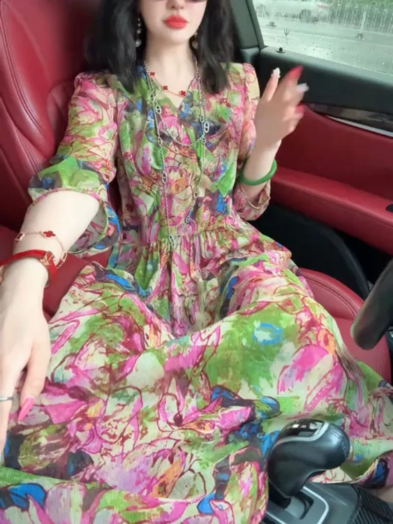 套头碎花印花微胖女连衣裙夏季新款修身显瘦百搭时尚宽松复古裙子