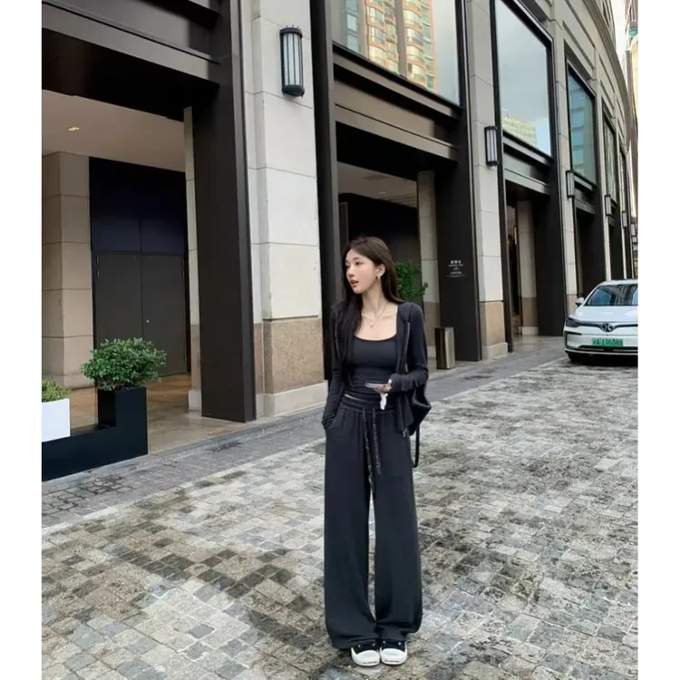 韩版气质休闲运动套装女秋修身显瘦外套上衣内搭背心阔腿裤三件套