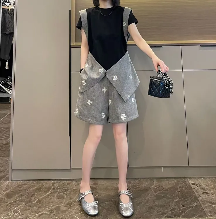 米可/MK-2617LJ【假两件拼接T恤上衣+短裤套装】时尚夏季新款套装