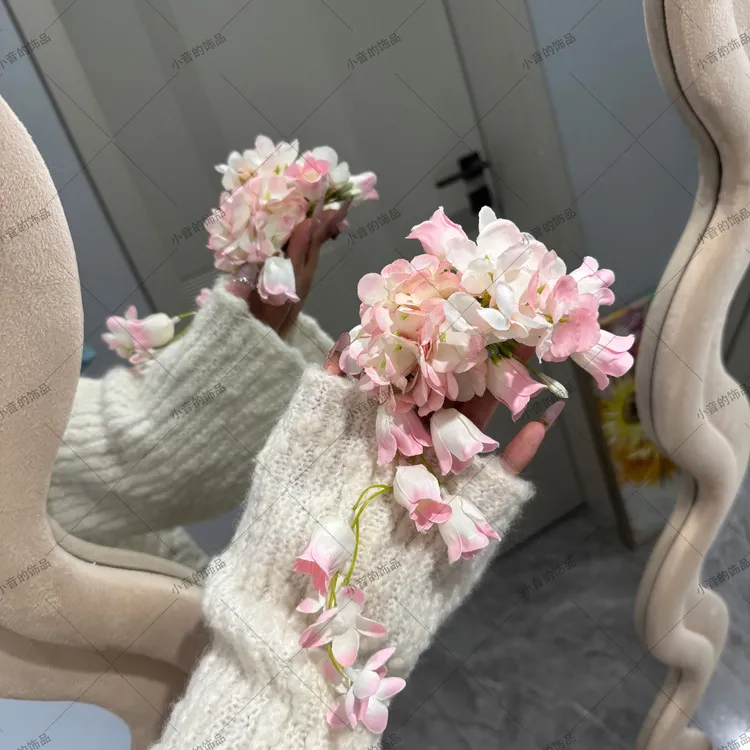 粉色铃兰流苏度假花朵发夹发饰仙女气质时尚超仙侧边花头饰花