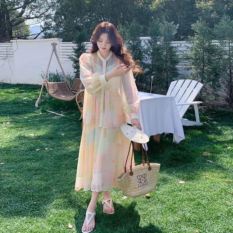 连衣裙2025夏季新款韩版减龄时尚高级感温柔风上衣半身裙两件套