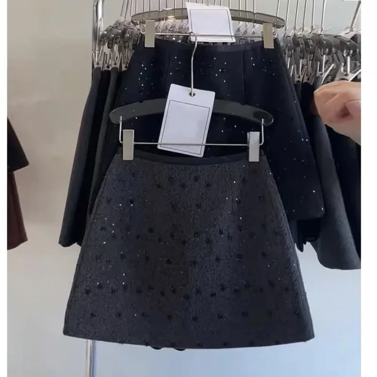 高腰显瘦毛呢A字裙女韩系重工亮片短裙2025秋冬新款小香风半身裙