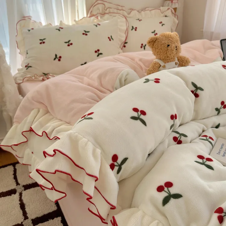 韩系风法兰绒床单珊瑚绒被套三件套牛奶绒冬季加厚花边床上四件套