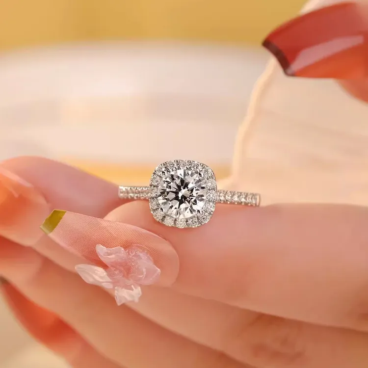 心草 925银莫桑石戒指 女气质轻奢公主方包豪华圣诞节礼物