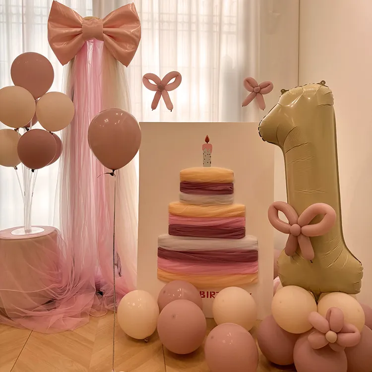 宝宝生日网纱蛋糕kt板韩式气球背景墙装饰布置儿童拍照氛围感道具