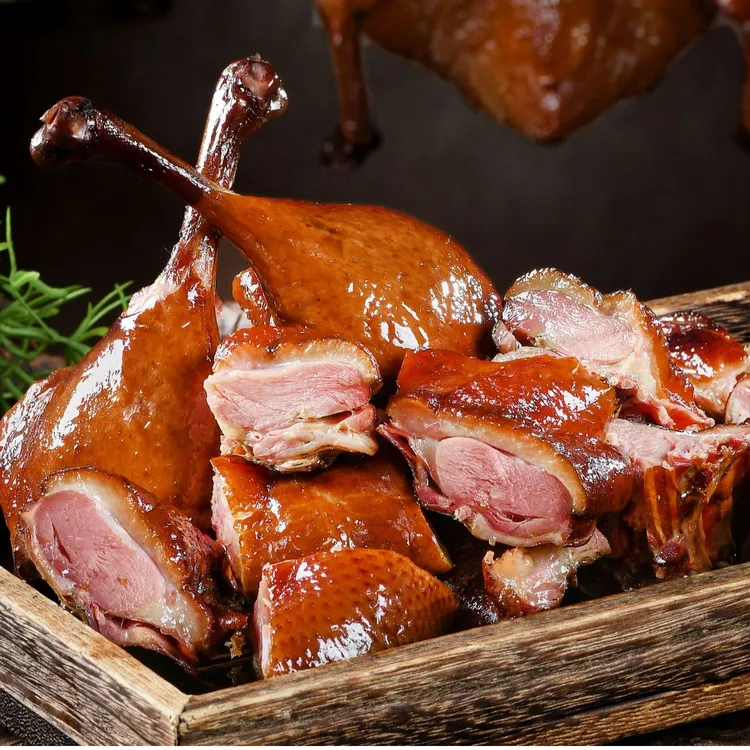 蓝兄蓝弟乡村土味腊板鸭