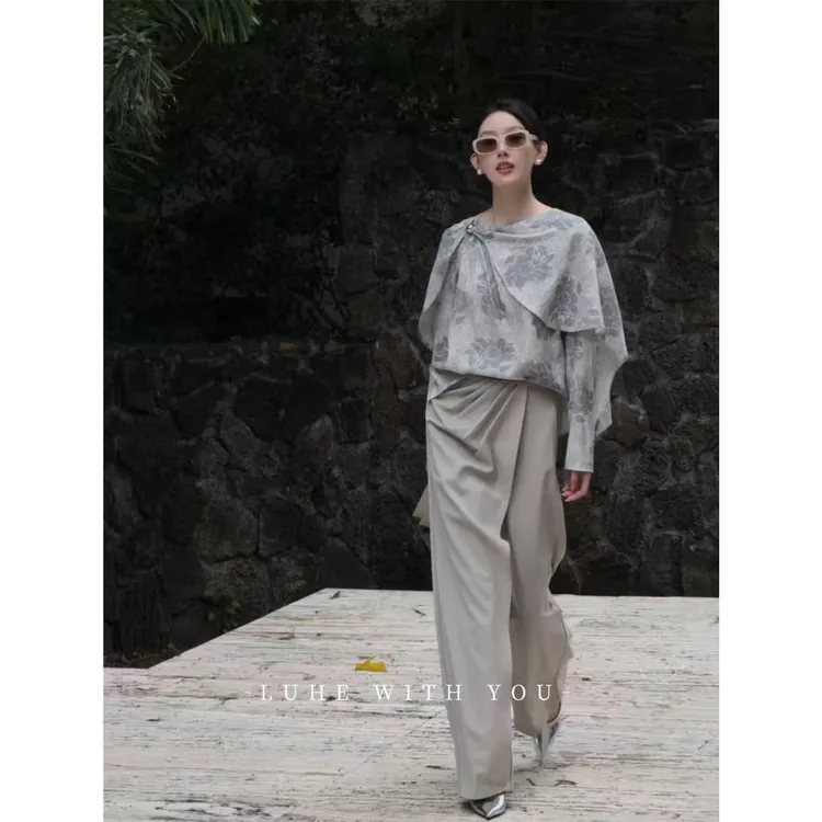 LUHE【清雅艺术生】hehe私服~人棉麻印花上衣+设计感人棉斜纹裤
