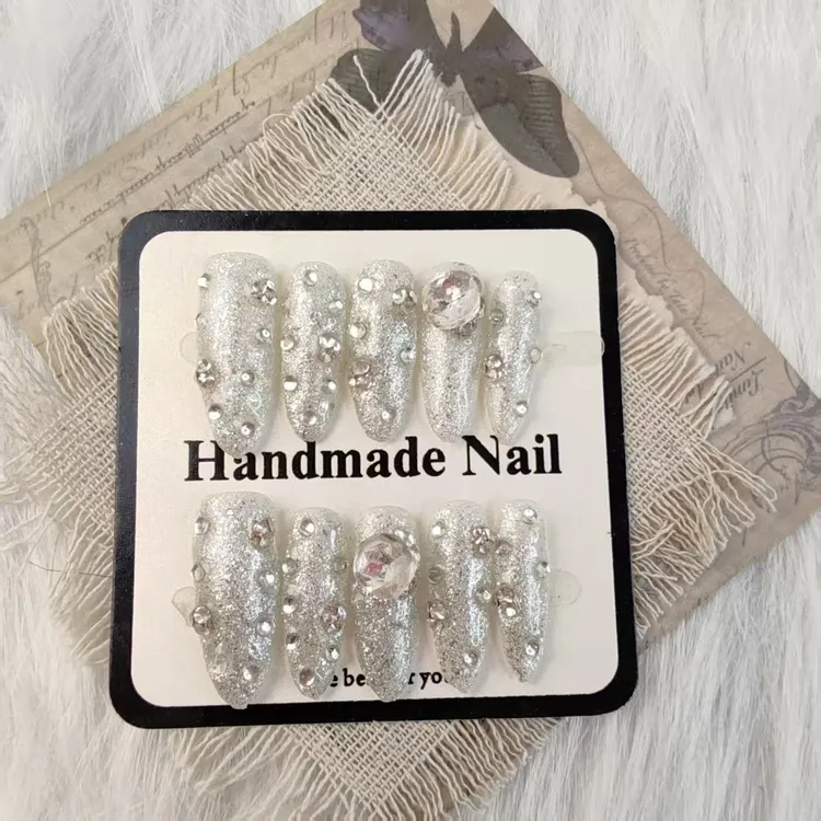 【全疆包邮079】高级纯欲纯手工穿戴甲ins风穿戴式爆闪持久美甲碎钻