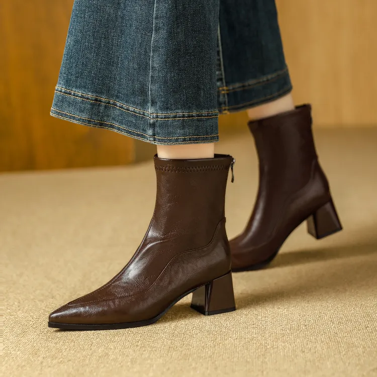 34-40码5厘米法式尖头弹力瘦瘦靴低跟新款粗跟短靴女复古切尔西靴