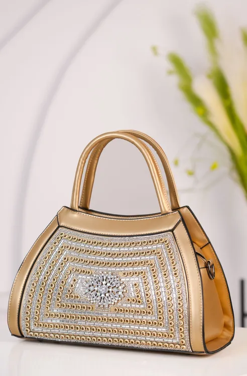 女包气质轻奢时尚百搭女士单肩肩包斜跨